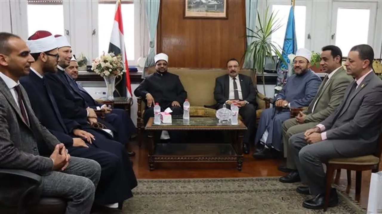 جامعة الإسكندرية والأزهر الشريف يعززان التعاون لنشر الفكر الوسطي وبناء وعي الشباب
