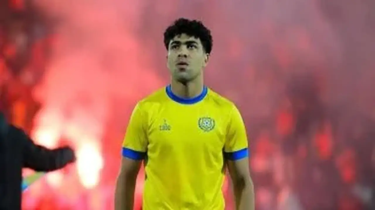 حاتم سكر لاعب الإسماعيلي مطلوب في غزل المحلة ورغبته بالرحيل تتجدد