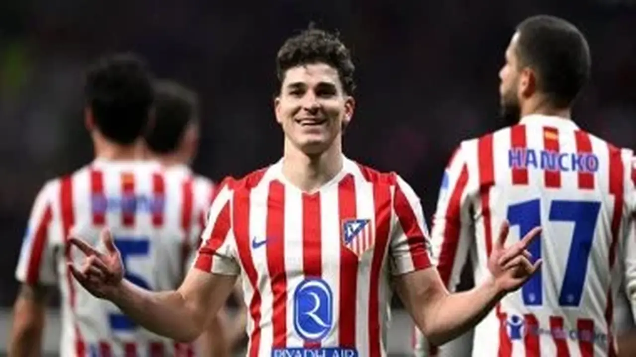 سيميوني يستبعد ألفاريز من قائمة أتلتيكو مدريد لمواجهة مارسيليا