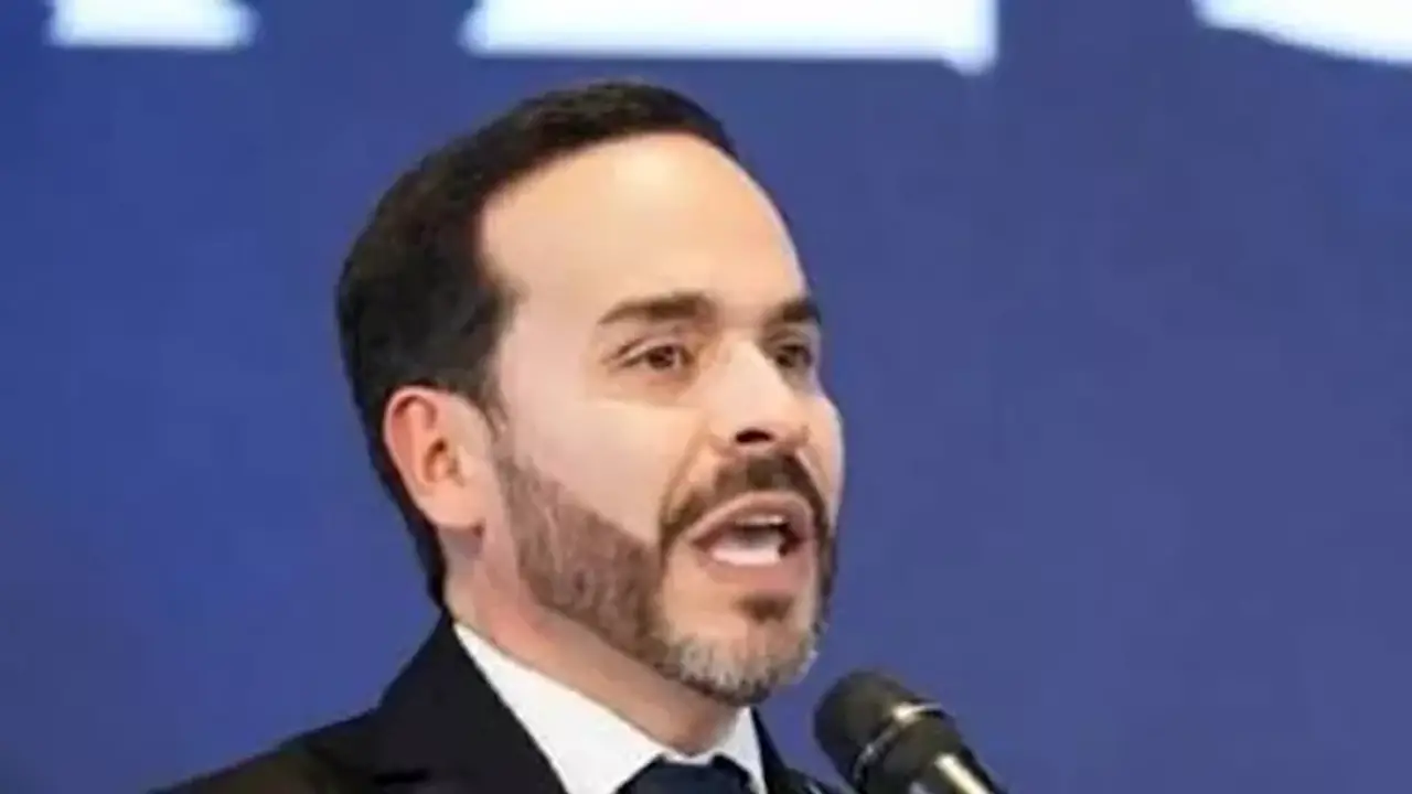 طلب رئيس كولومبيا من ترامب تعليق الرسوم الجمركية بعد الزلزال المدمر