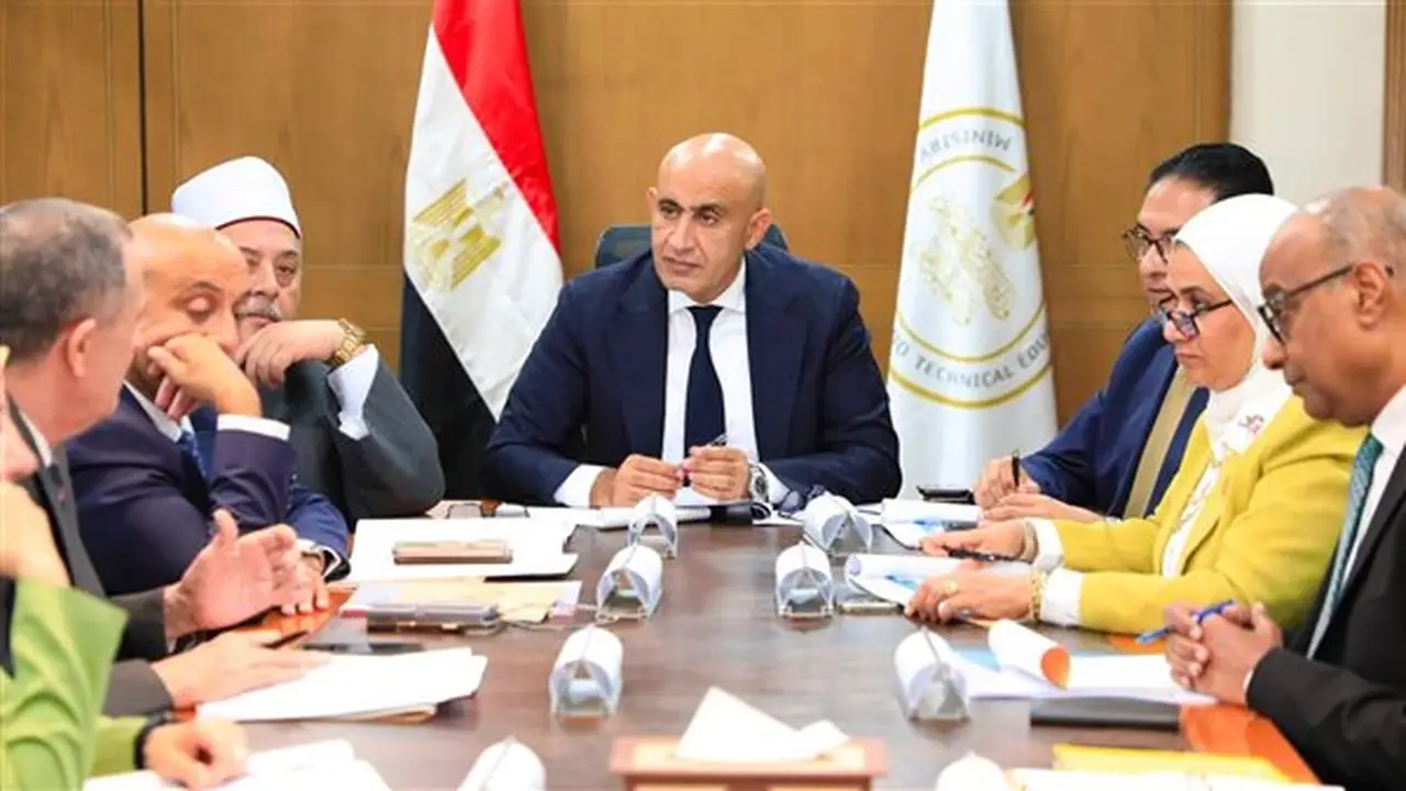 فرض التقييمات الأسبوعية على طلاب شهادة البكالوريا بدءًا من العام الدراسي 2026-2027