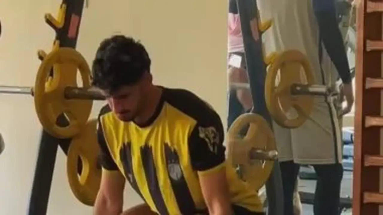 سامي قمصان يعزز اللياقة البدنية للاعبي المقاولون العرب استعدادًا للموسم الجديد