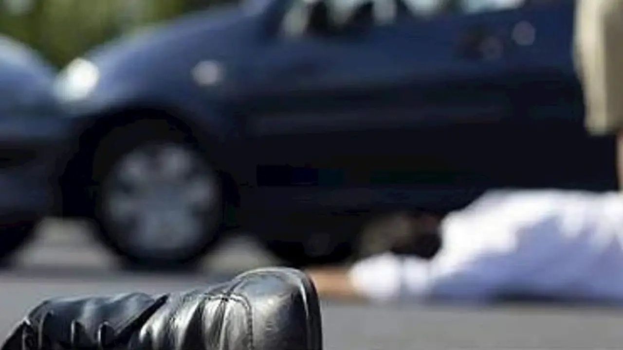 إصابة شخص في حادث مروري إثر صدمه من سيارة في بولاق الدكرور