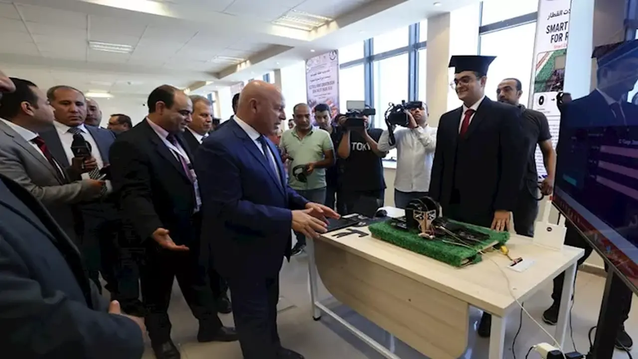 وزير النقل يشهد تخريج 126 طالبًا بمجمع وردان التكنولوجي