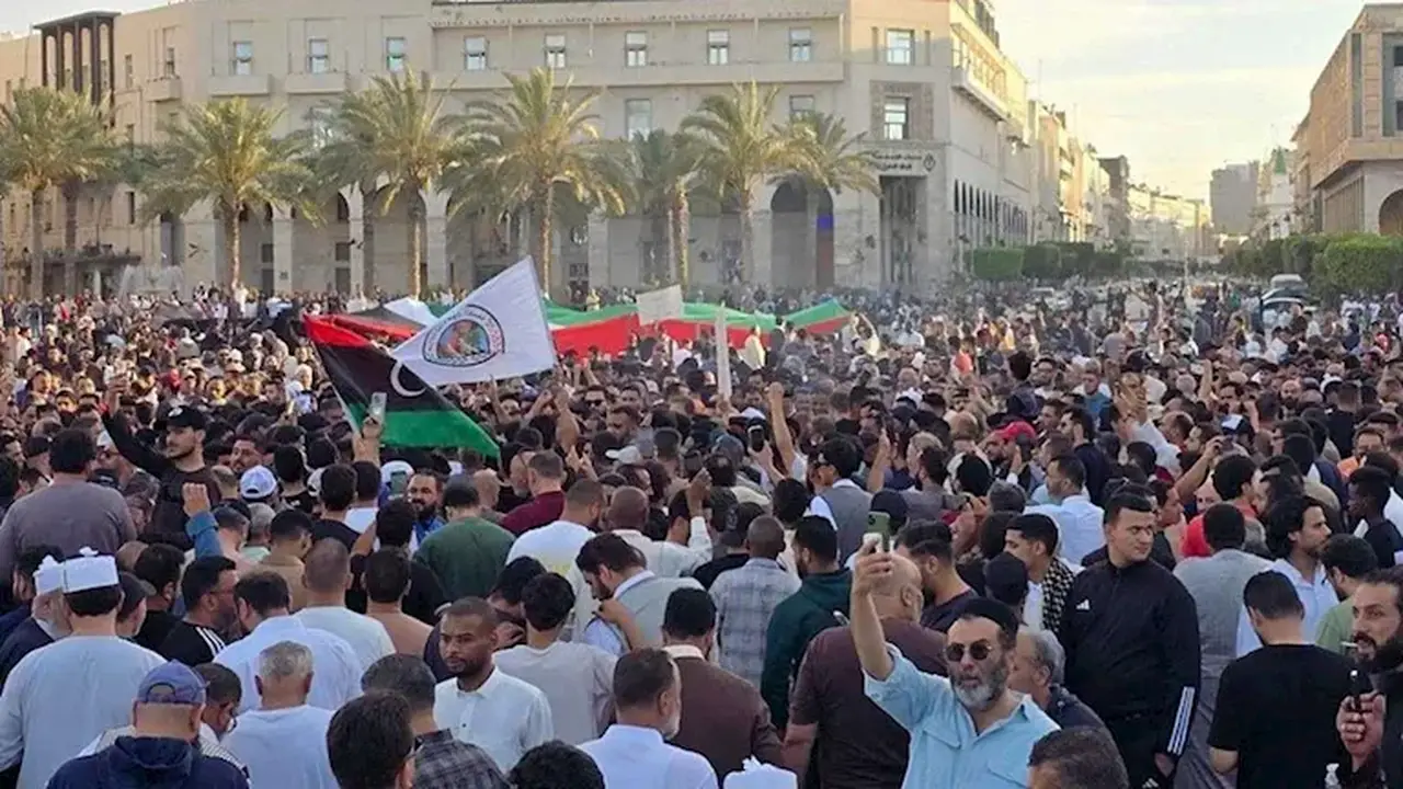 احتجاجات في أربع دول بسبب انقطاع الكهرباء وسط موجات حر شديدة