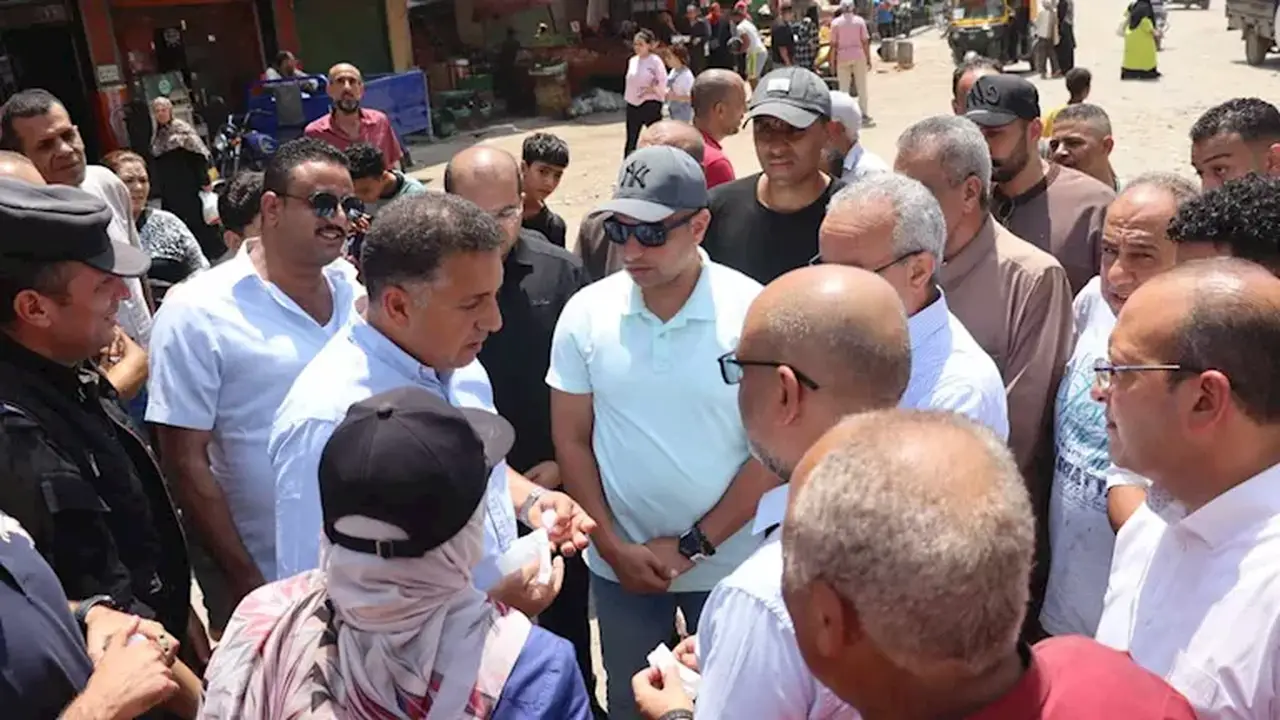 ضبط 11 طنًا من اللحوم والدواجن الفاسدة في مصنع بمدينة العبور بالقليوبية