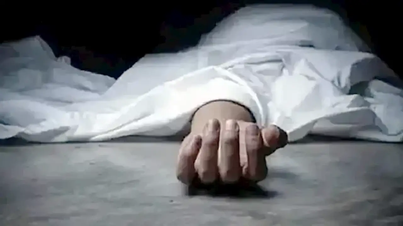 وفاة المتهم بقتل والده وإصابة والدته وشقيقه في الإسكندرية