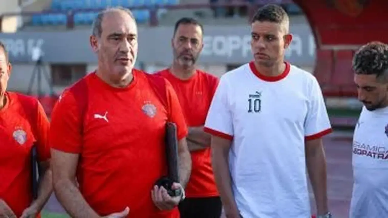 علي ماهر يحذر لاعبي سيراميكا من مفاجآت القناة في افتتاح الدوري الممتاز