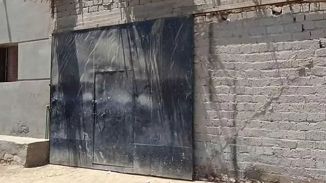 النيابة العامة تتخذ قرارًا بشأن ضحايا حادث بيارة مصنع المخلل في المنيا