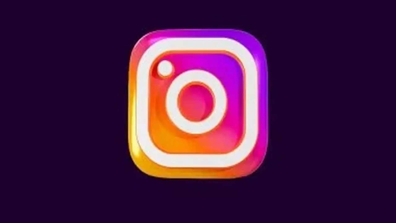 كيفية تحميل فيديوهات Instagram وReels وStories بدون تطبيق على آيفون وأندرويد