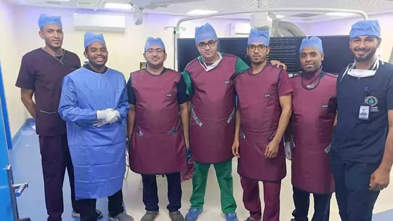 نجاح 3 جراحات لتركيب منظم القلب الجديد CRT-D في أسوان لأول مرة