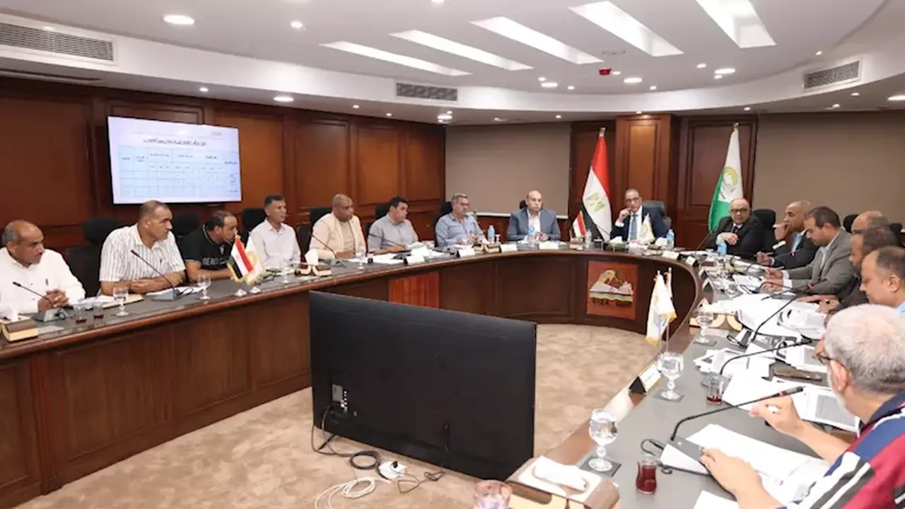 محافظة الجيزة تتخذ خطوات عاجلة لتقنين أوضاع أراضي الدولة للمتقدمين الجادين