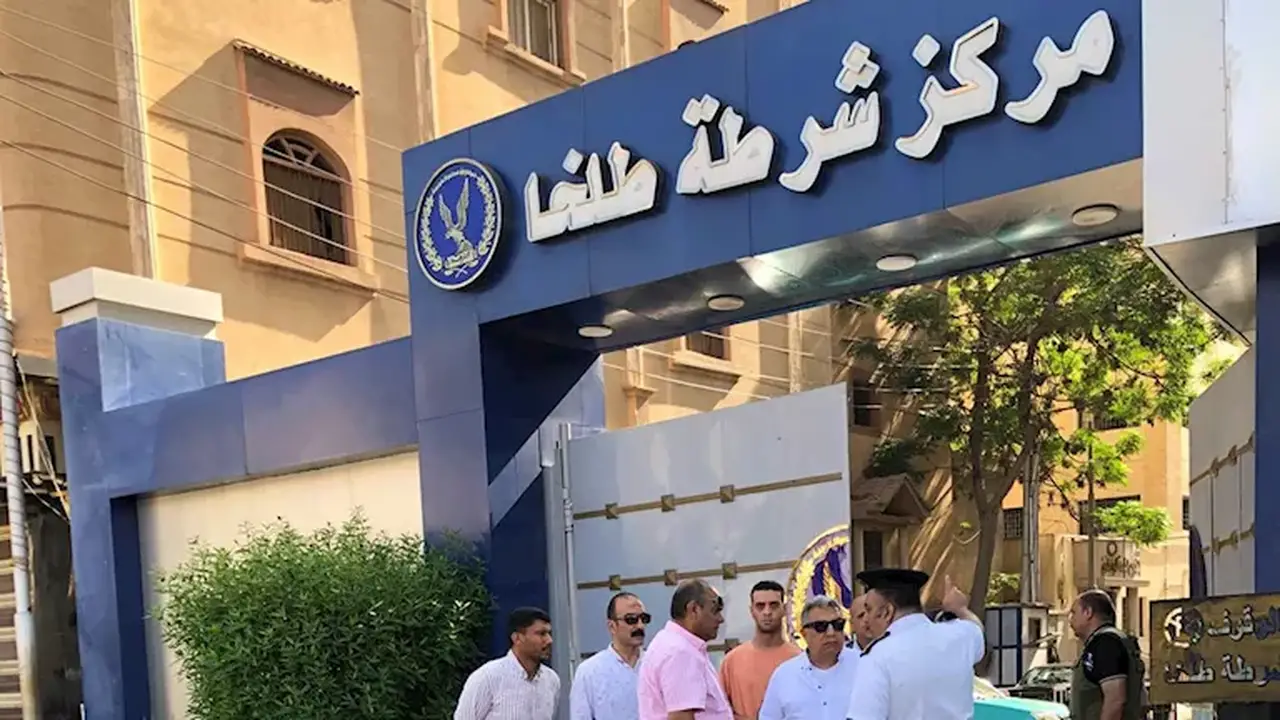 محافظ الدقهلية يزور مكتب توثيق الخارجية في طلخا ويأمر بتوفير مظلات ومقاعد للمواطنين – صور