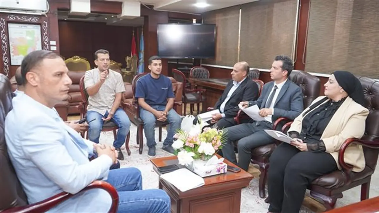 محافظ الغربية يلتقي المواطنين ويؤكد على سرعة الاستجابة لشكاواهم