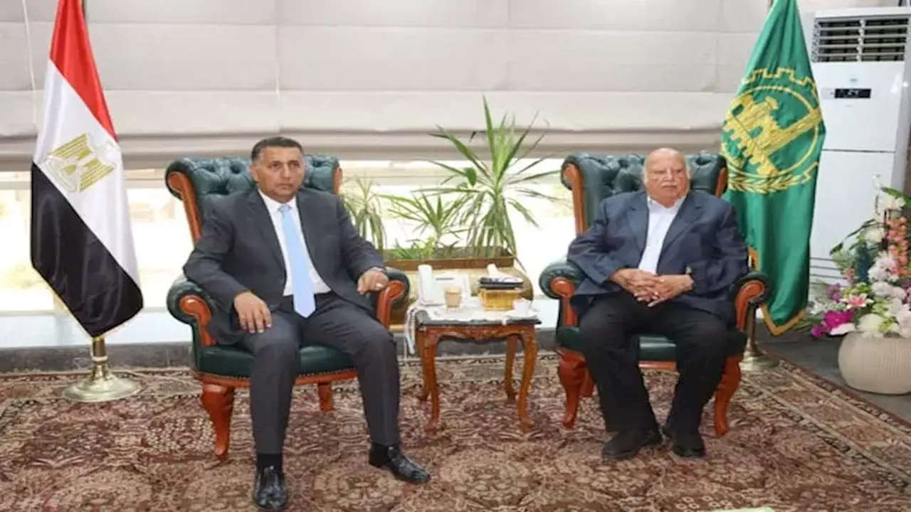 محافظ القليوبية يناقش مع منير غبور تطوير محيط كنيسة العذراء مريم بمسطرد