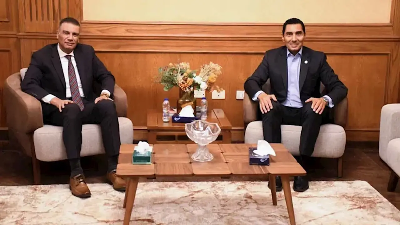 محافظ جنوب سيناء ووزير الشباب والرياضة يبحثان تطوير المدينة الشبابية بشرم الشيخ