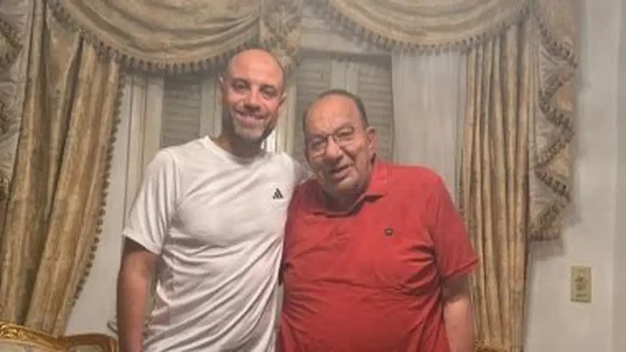محمد فهيم نجم المقاولون العرب السابق يزور النادي ويلتقي محمد عادل فتحي