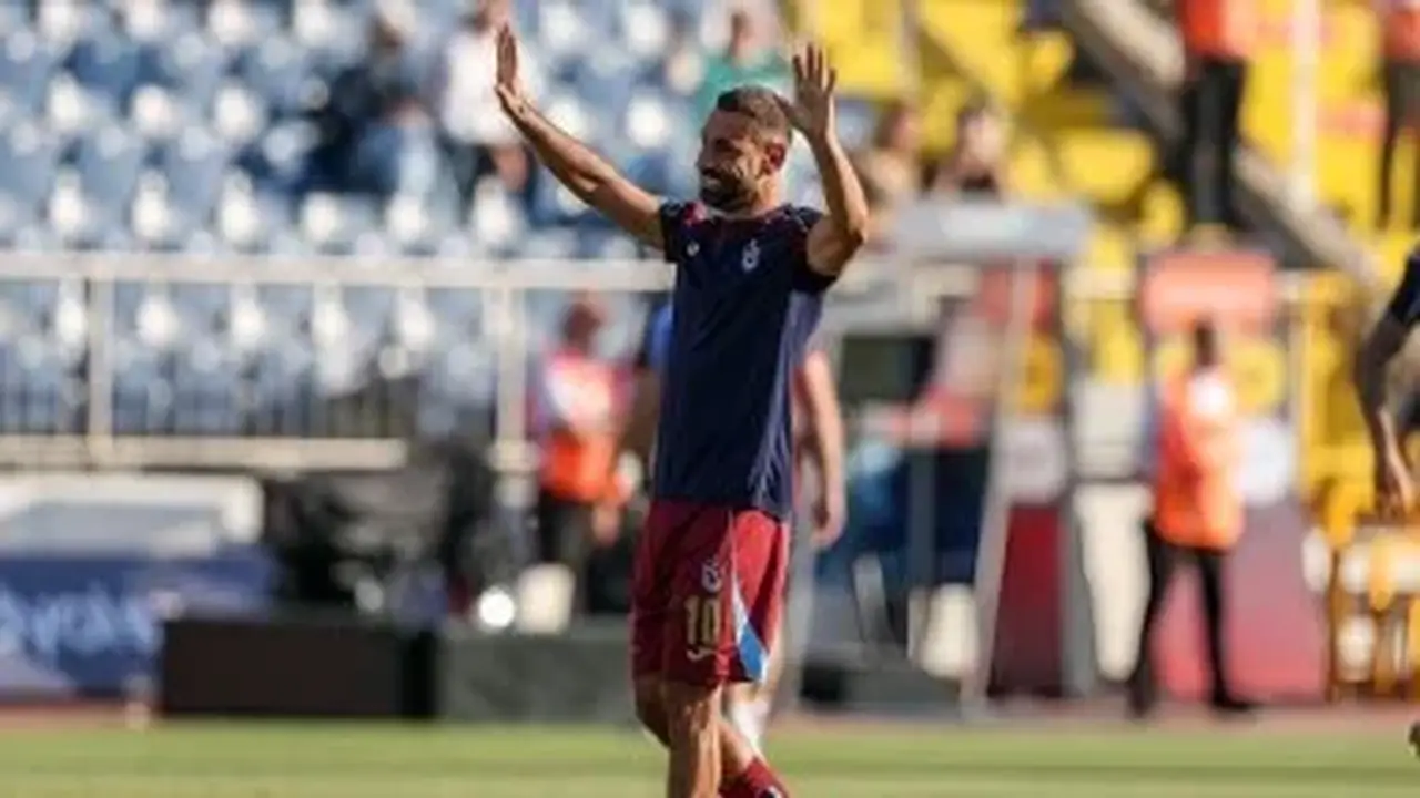 مدرب طرابزون سبور يشيد بمحمد صلاح ويكشف عن مدة مشاركته أمام قاسم باشا