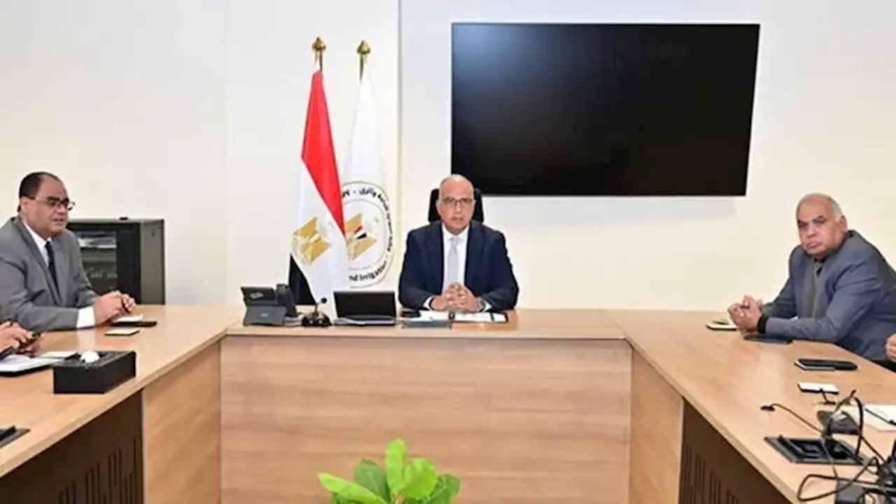 وزير الري يحدد المواقع والاشتراطات لإنشاء مماشي نيلية جديدة بمعايير فنية