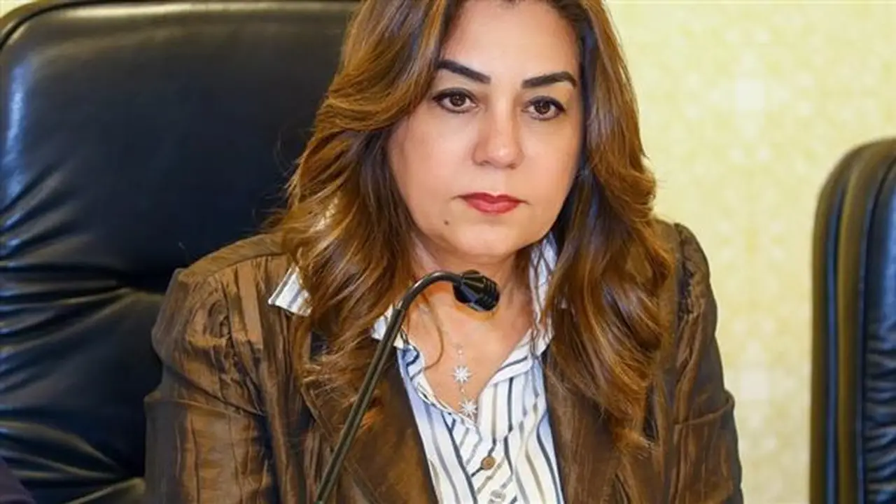 منال عوض: إنهاء 418 معاملة متأخرة وضبط 54 عقارًا مخالفًا