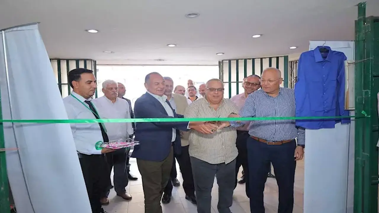 نقابة المهندسين تفتتح معرض ‘غزل المحلة’ بخصومات تصل إلى 30% – صور