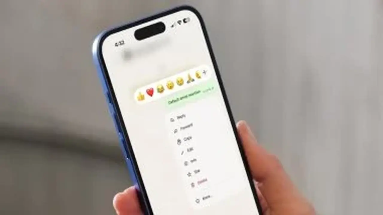 واتساب يتيح اختيار الإيموجي المفضل بدلاً من الرموز التقليدية