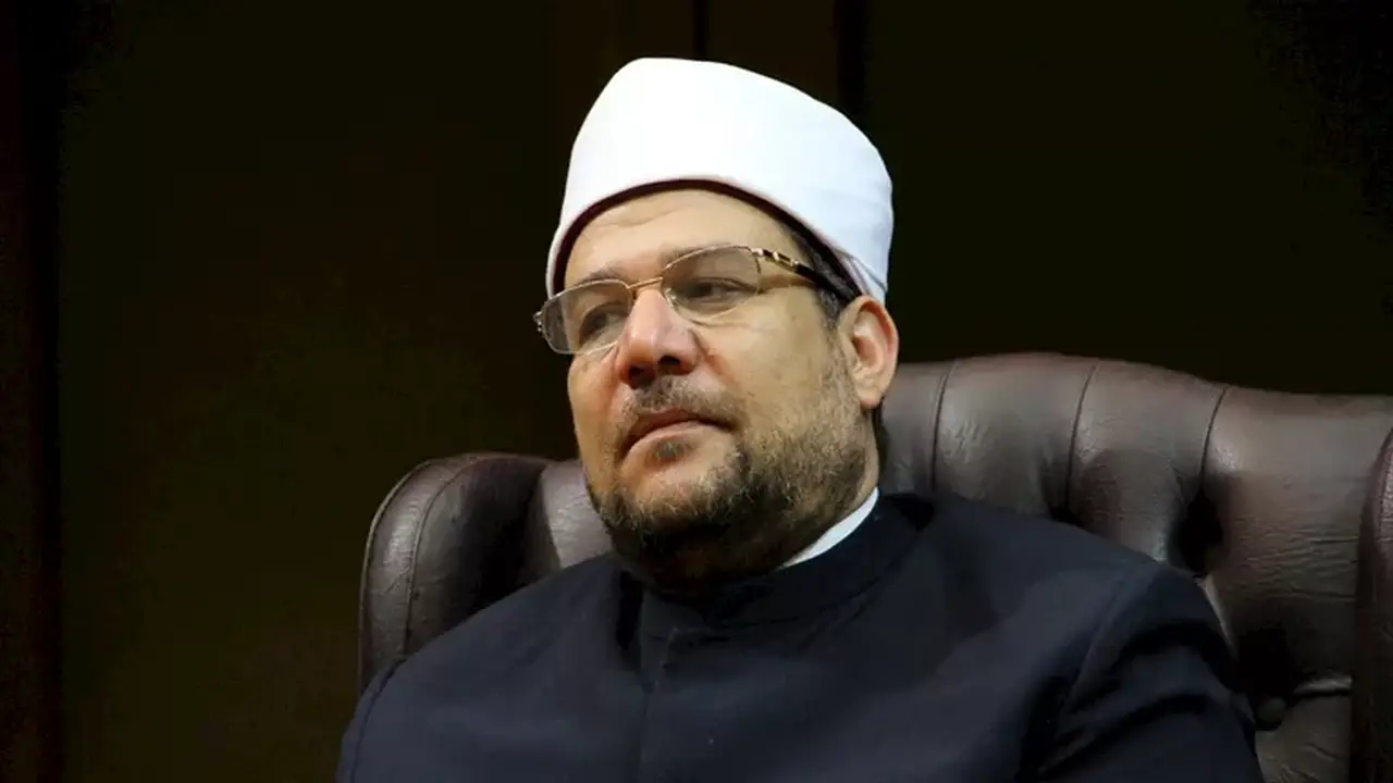 وزير الأوقاف السابق يؤكد: رعاية الفقراء مسؤولية مجتمعية ملحة