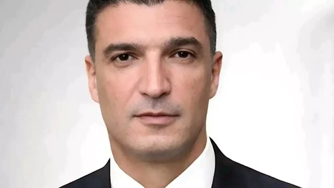 وزير الصناعة يزور مشروعات التعدين في أبو زنيمة بجنوب سيناء