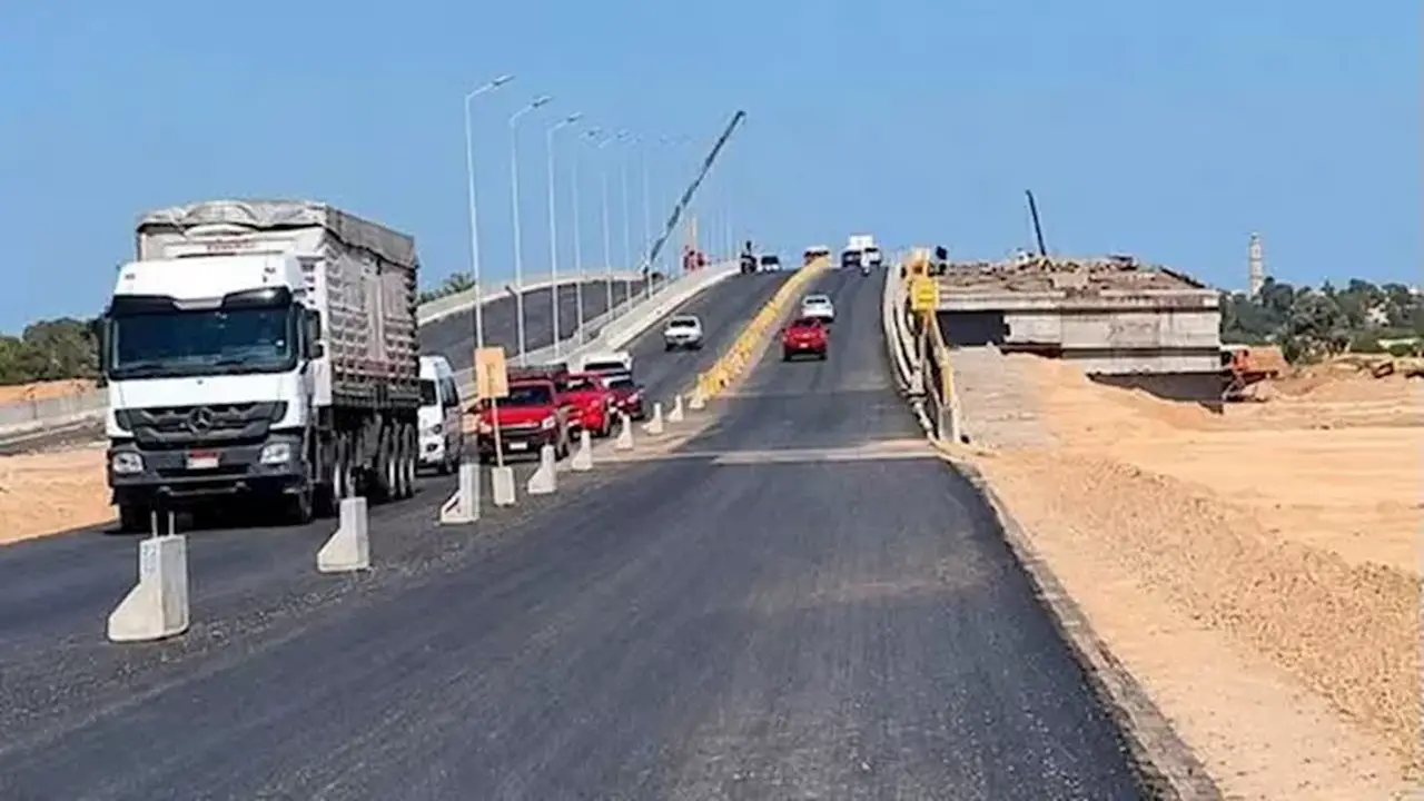 وزيرة الإسكان تتابع مشروعات الطرق والكباري في الإسكندرية وكفر الشيخ (صور)