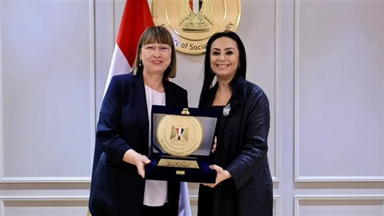 وزيرة التضامن الاجتماعي تودع المنسق المقيم للأمم المتحدة في مصر